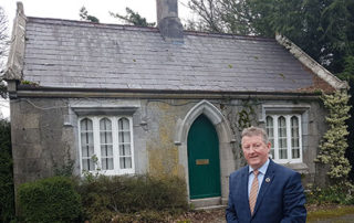 PORTUMNA CASTLE GATE LODGE NOW IN STATE OWNERSHIP