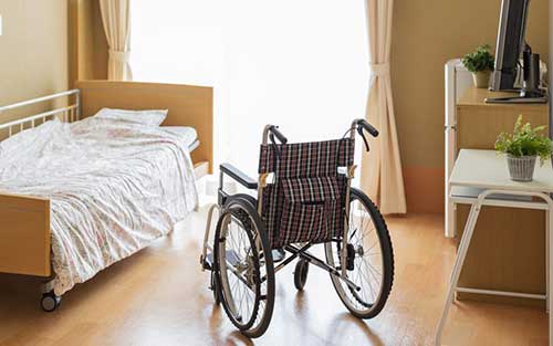 Co-signs Commission of Investigation (Nursing Homes) Bill 2022