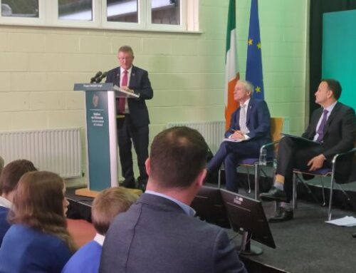 Minister Canney welcomes major broadband progress for Belclare with 3,700 homes to benefit